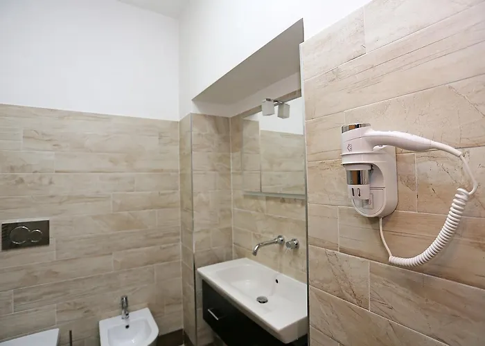 Bed & Breakfast La Terrazza Sul Colosseo 3*